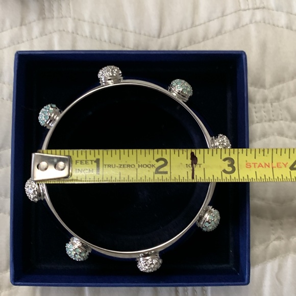Ultra Rare Genuine Collector's Swarovski Cuff Bracelet - Picture 13 of 14